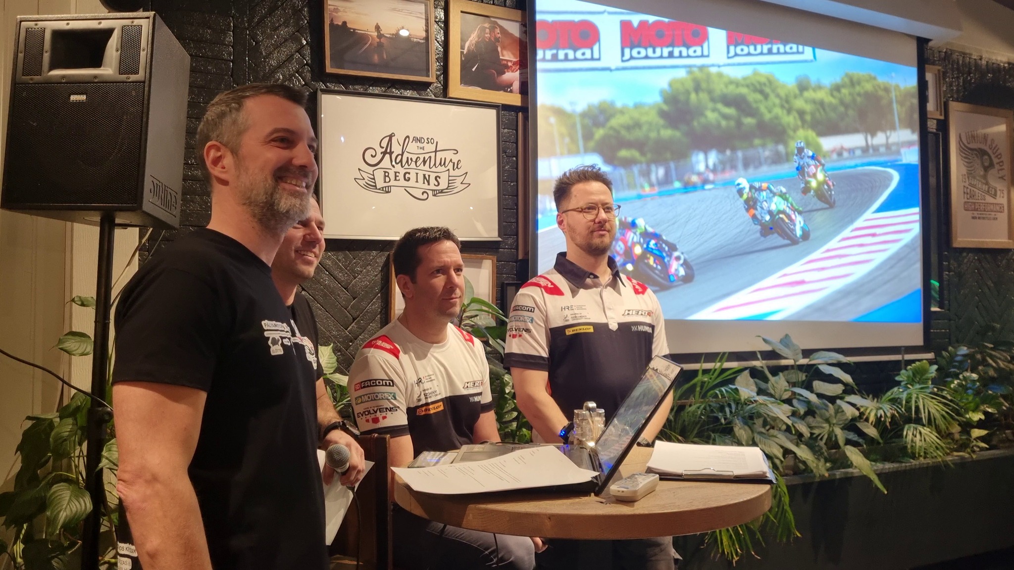 BECSÖNGETTEK - ÉV INDÍTÓ BESZÉLGETŐS EST